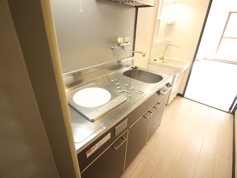 物件内観写真3　(別号室イメージ)