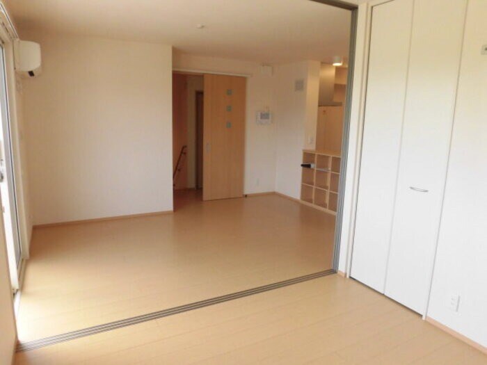 物件内観写真3　(同物件別部屋イメージ)