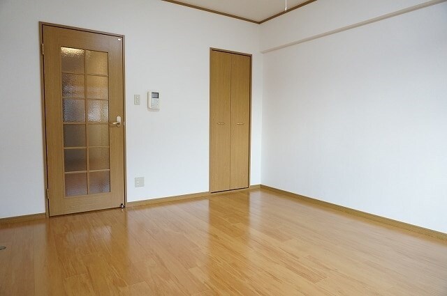 物件内観写真3　(同物件別部屋イメージ)