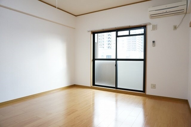 物件内観写真5　(同物件別部屋イメージ)