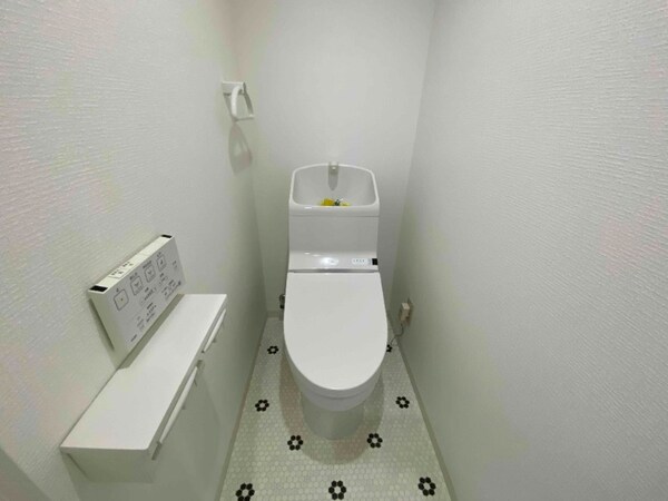 トイレ(同物件別部屋イメージ)