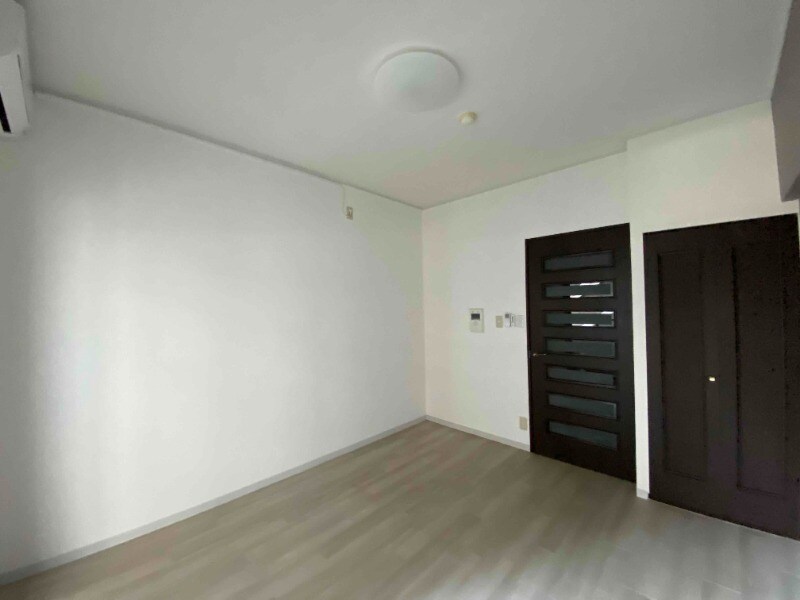 物件内観写真3　(別号室イメージ)