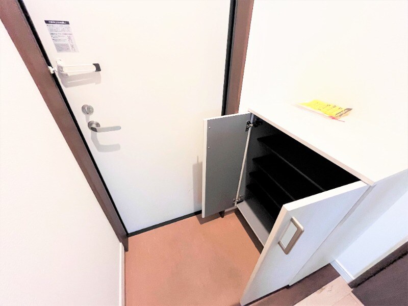 物件内観写真2　(別号室イメージ)