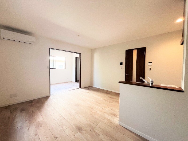 物件内観写真3　(別号室イメージ)