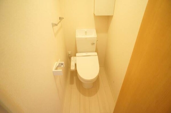 トイレ(別号室イメージ)