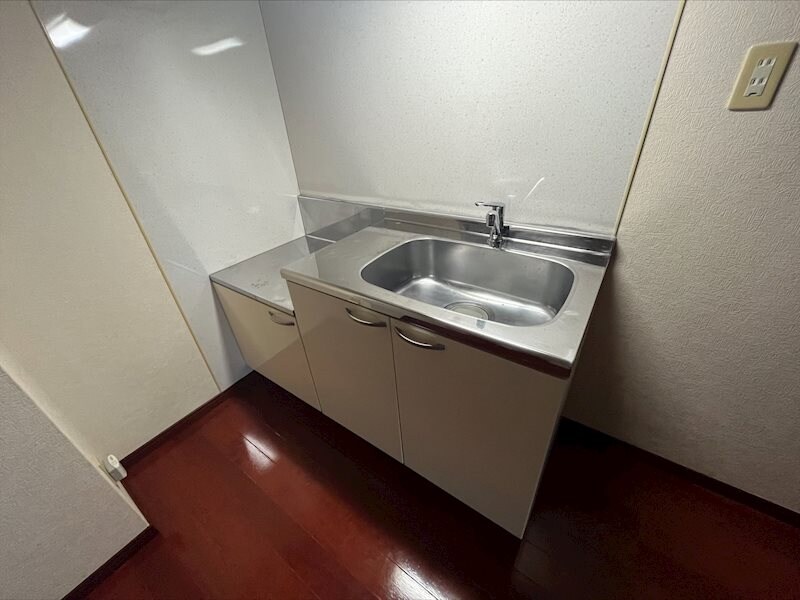 物件内観写真3　(別号室イメージ)