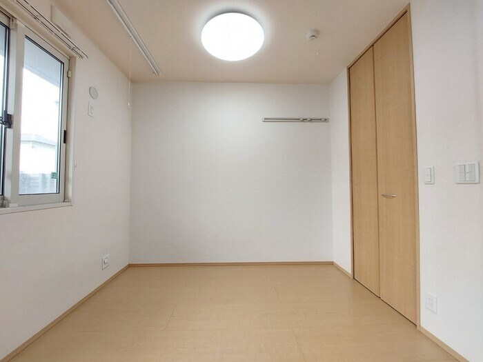 物件内観写真6　(同物件別部屋写真)