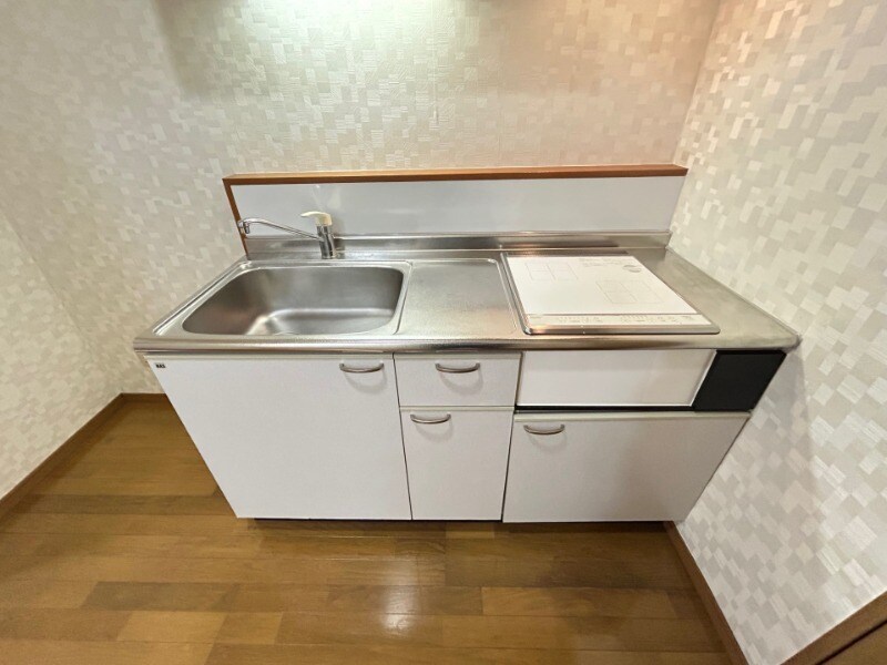 物件内観写真2　(写真は現状を優先します。)