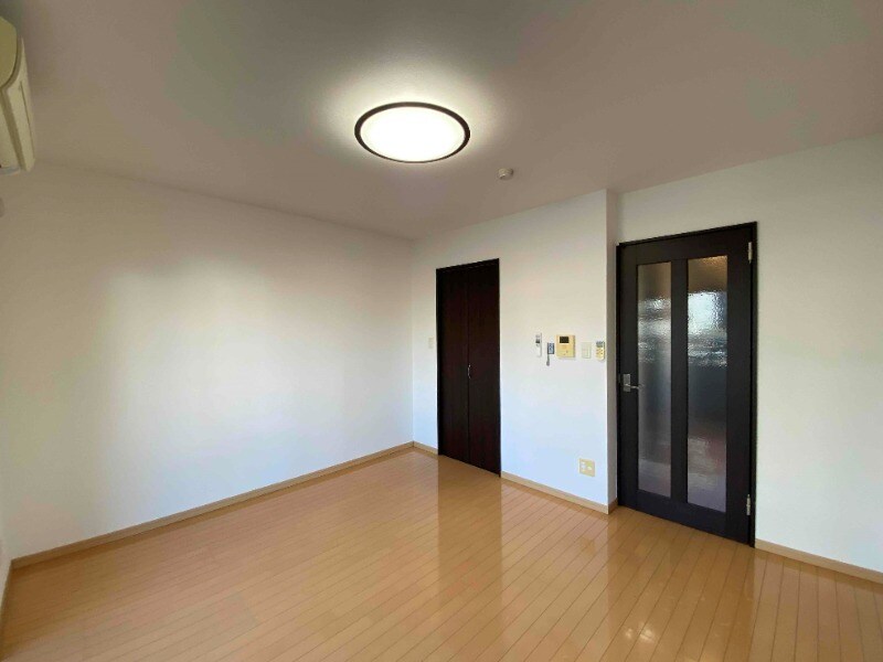 物件内観写真5　(別号室イメージ)