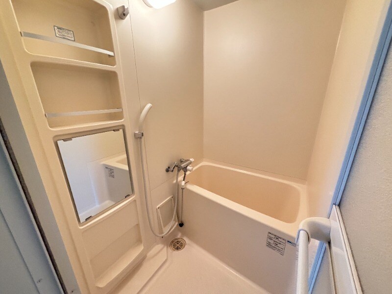 物件内観写真8　(同仕様)