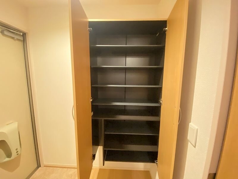 物件内観写真2　(別号室イメージ)