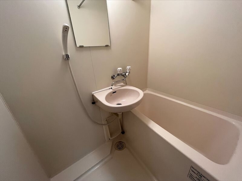 物件内観写真6　(別号室イメージ)