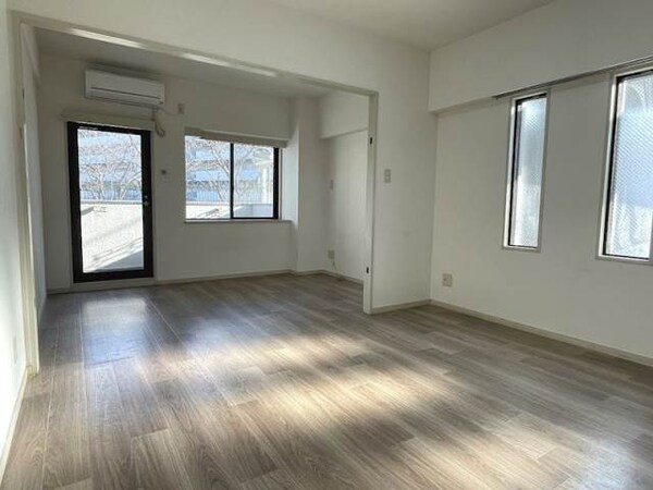 居室・リビング(同物件別部屋イメージ)