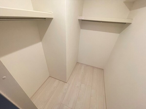 収納(同物件別部屋写真)
