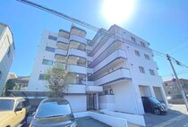 日豊本線 城野駅 5階建 築36年の外観写真