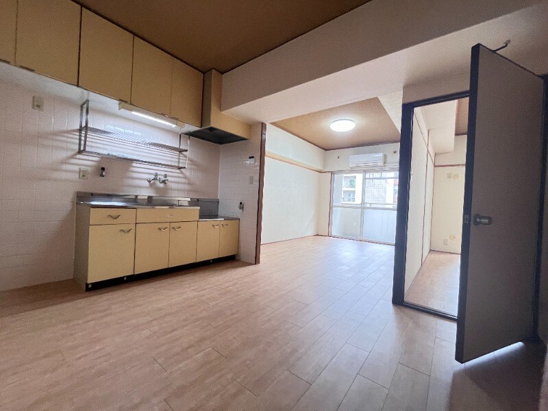 物件内観写真3　(別号室イメージ)