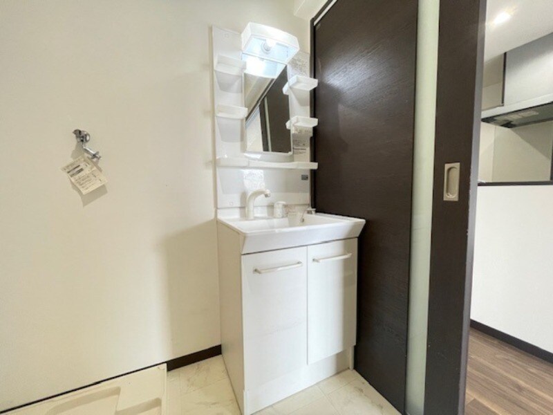 物件内観写真10　(別号室)