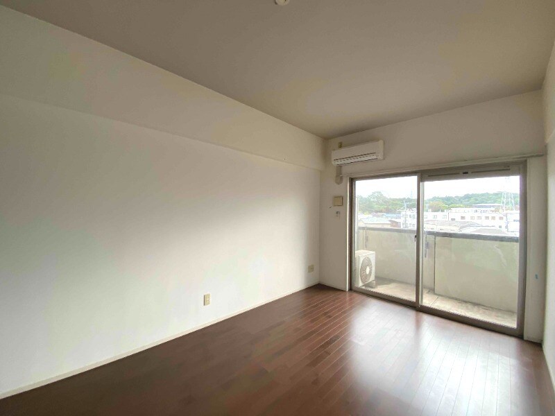 物件内観写真3　(別号室イメージ)