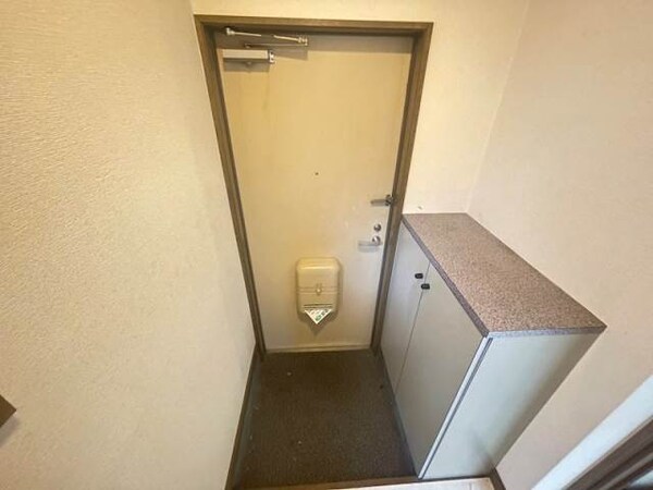 玄関(別号室イメージ)