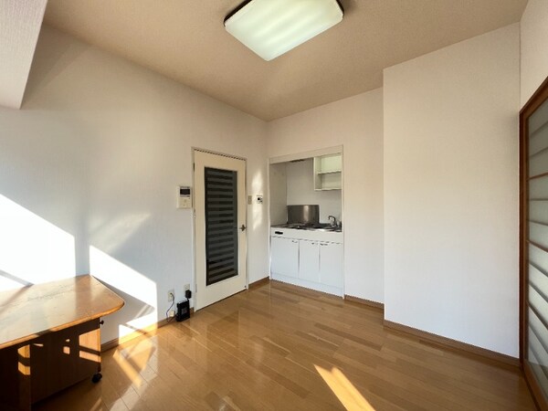 居室・リビング(同物件別部屋イメージ)