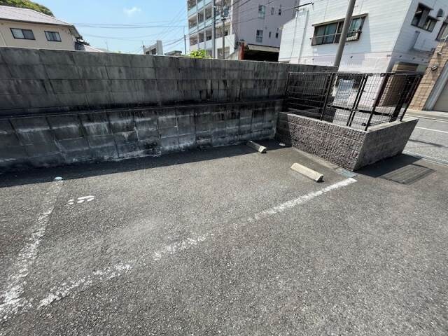 物件外観写真2　