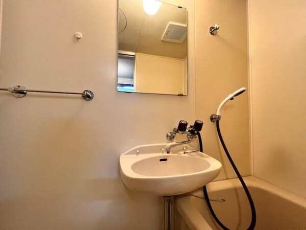 洗面所(写真は現状を優先します。)