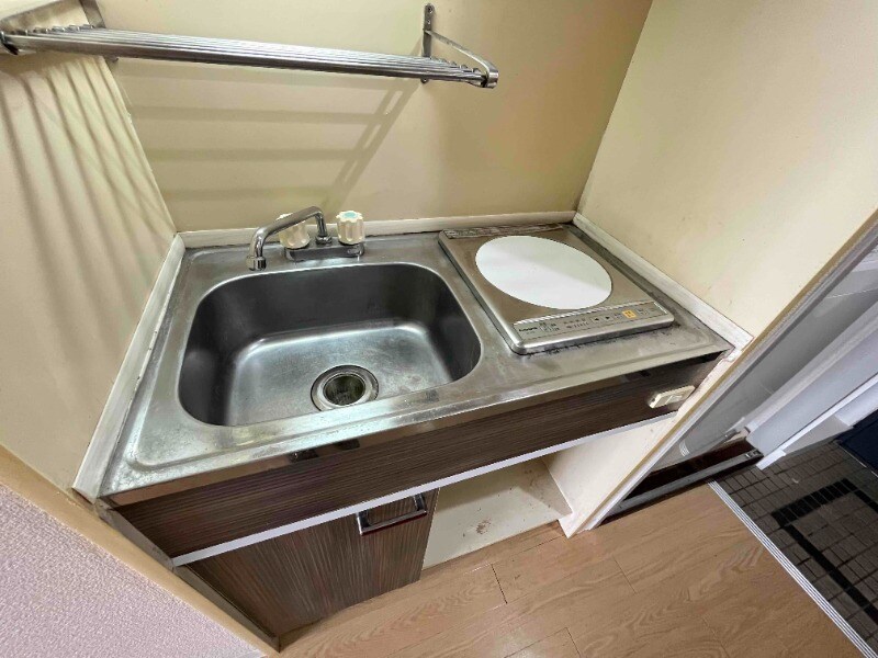 物件内観写真2　(写真は現状を優先します。別タイプ有。)