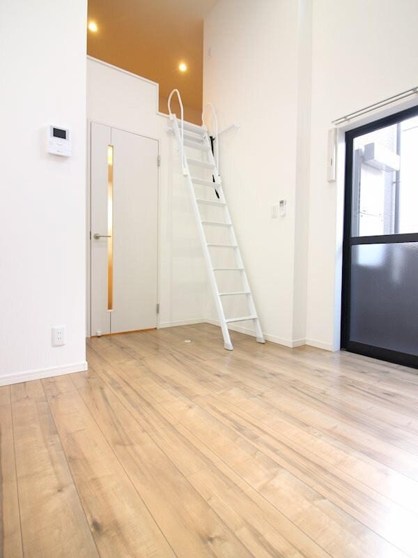 物件内観写真3　(同物件別部屋イメージ)