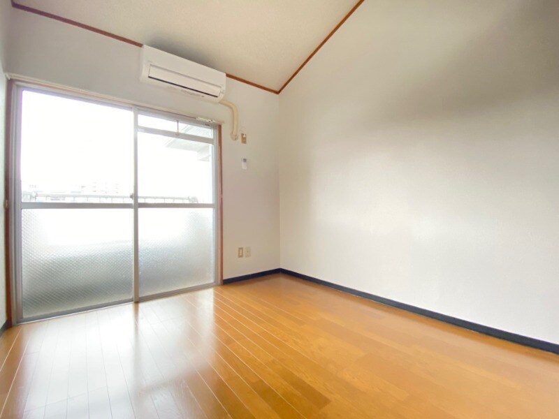 物件内観写真5　(同物件別部屋イメージ)