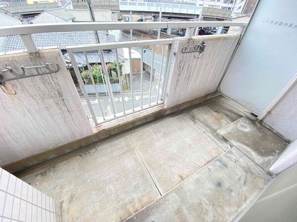 バルコニー(別号室イメージ)