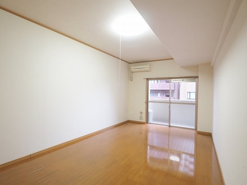 物件内観写真6　(同物件別部屋イメージ別号数)