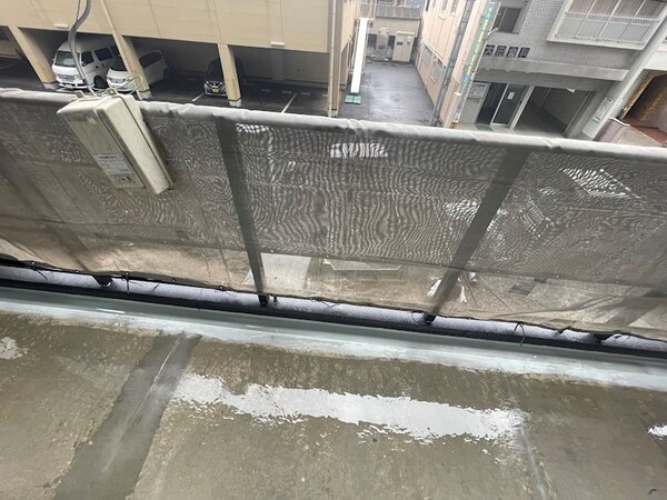 バルコニー(別タイプのお写真です。)