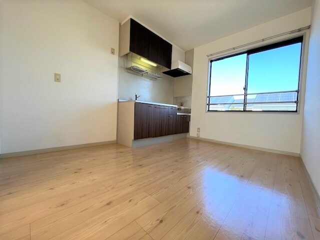 物件内観写真3　(別号室イメージ)