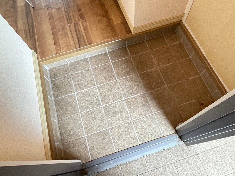 物件内観写真2　(別号室)