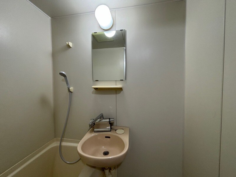 物件内観写真11　(別号室)