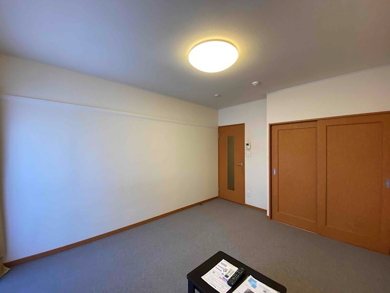 物件内観写真8　(別号室イメージ)