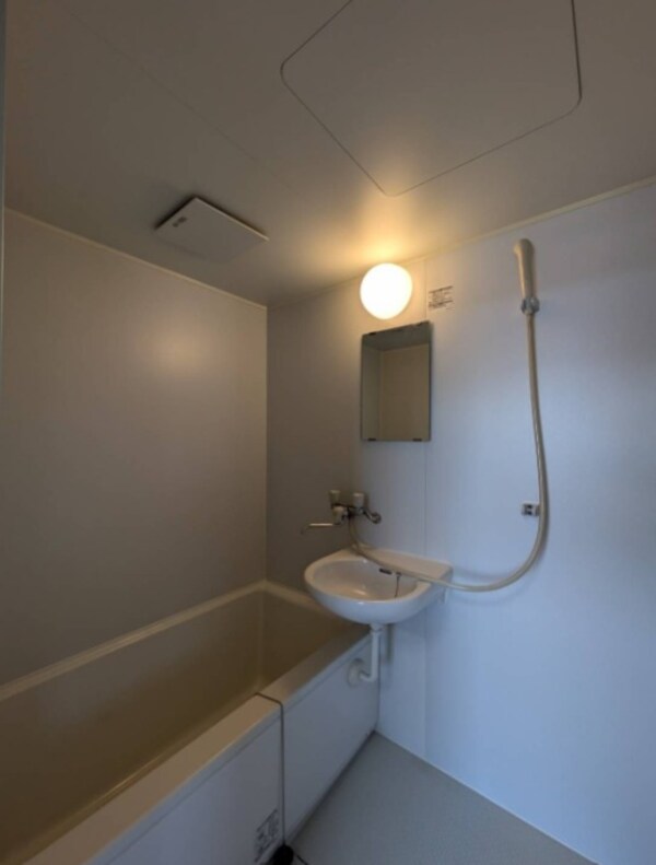 バス／シャワールーム等