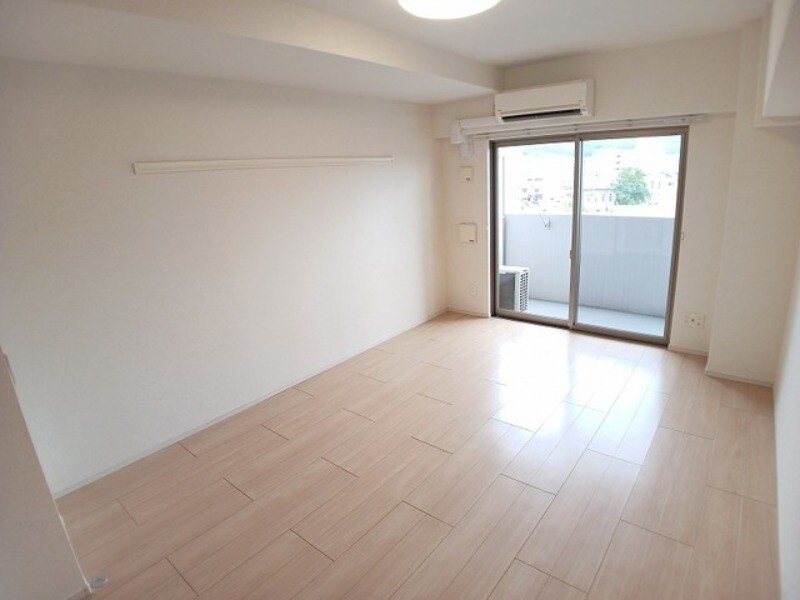 物件内観写真10　(別号室イメージ)