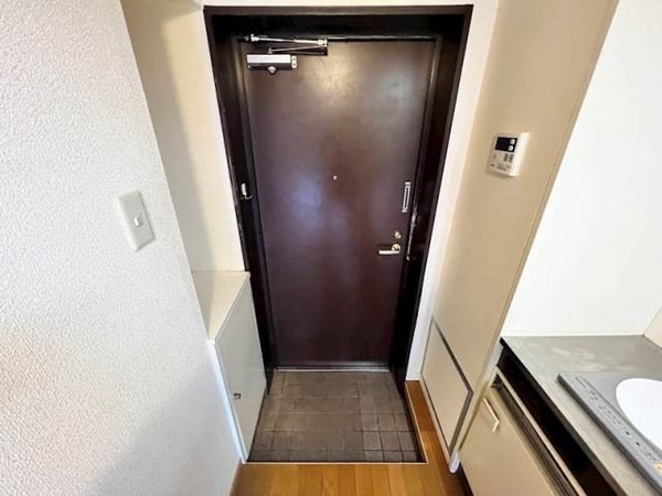 玄関(写真は現状を優先します。)