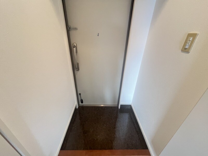 物件内観写真2　(別号室イメージ)