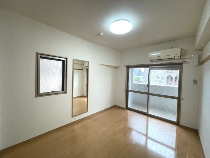 物件内観写真5　(別号室イメージ)