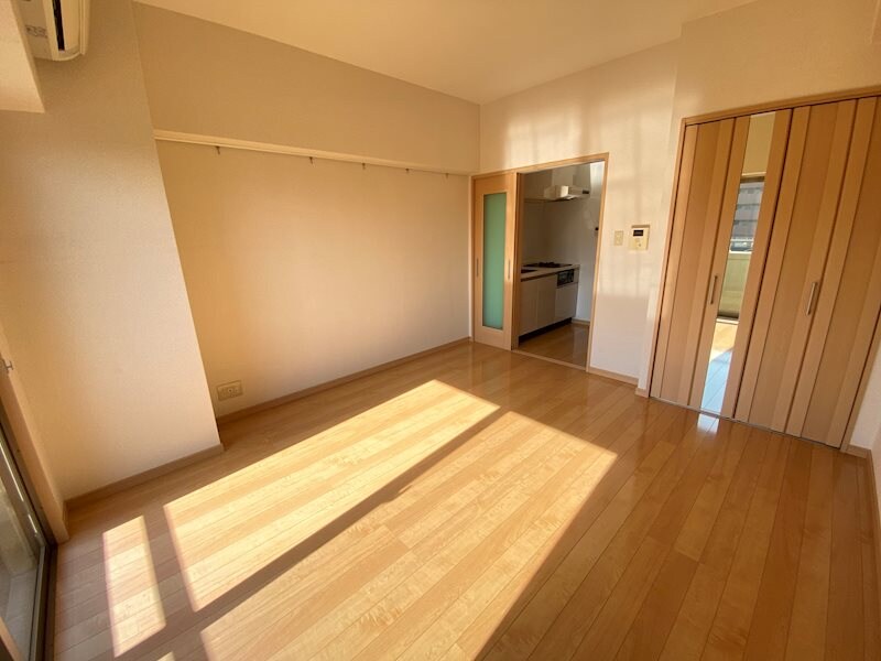 物件内観写真6　(同物件別部屋イメージ)