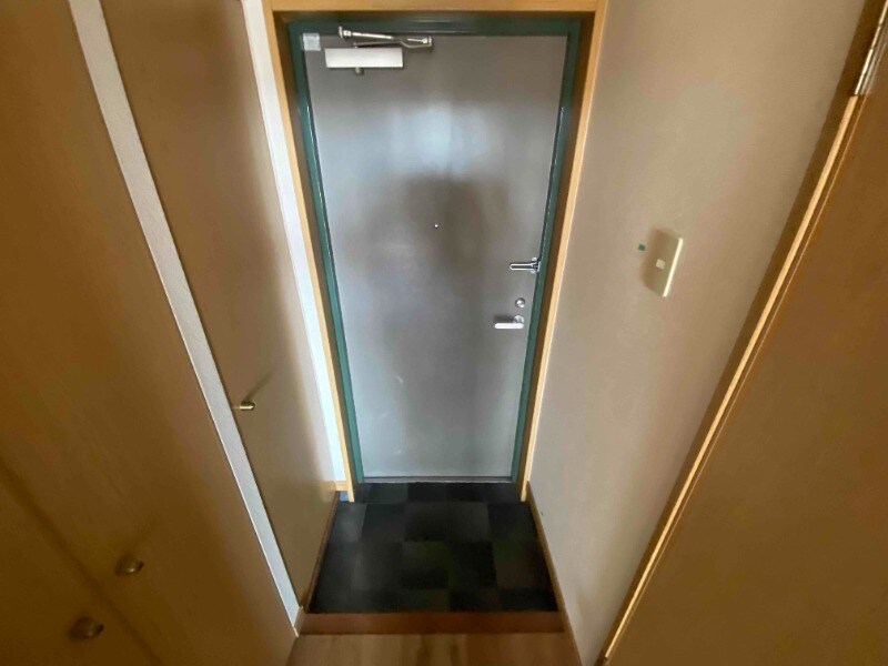 物件内観写真2　(同物件別部屋写真)