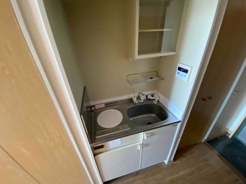 物件内観写真4　(同物件別部屋写真)