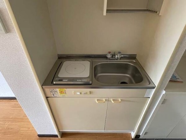キッチン(同物件別部屋イメージ)