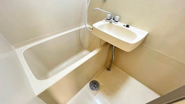 物件内観写真5　(写真は現状を優先します。別タイプ有。)