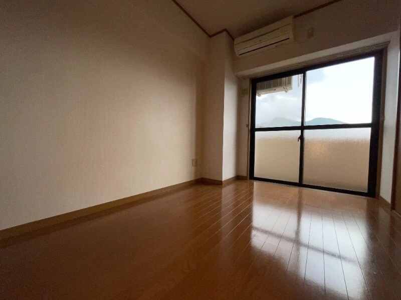 物件内観写真3　(別号室イメージ)