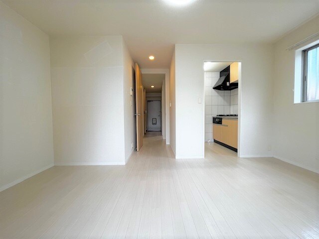 物件内観写真4　(同物件別部屋イメージ)