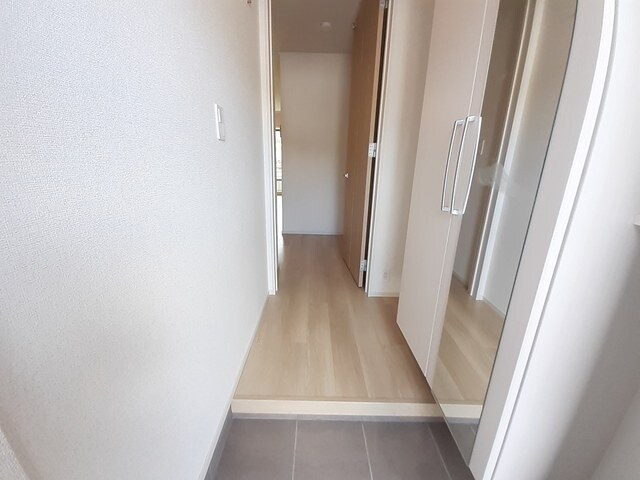 物件内観写真2　(同型)