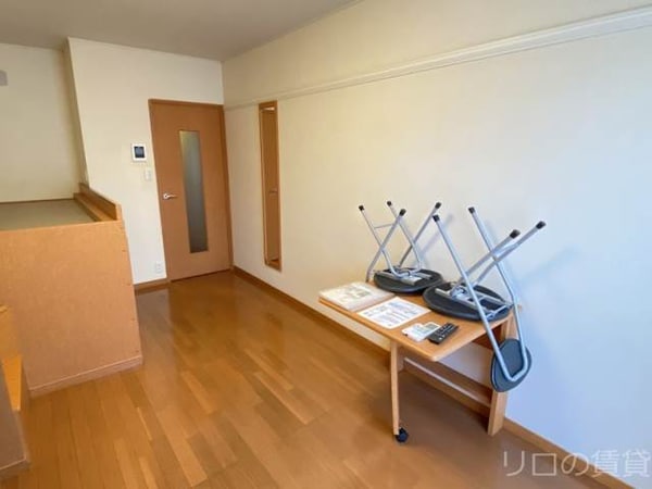 居室・リビング(別号室。写真は現状を優先します。)